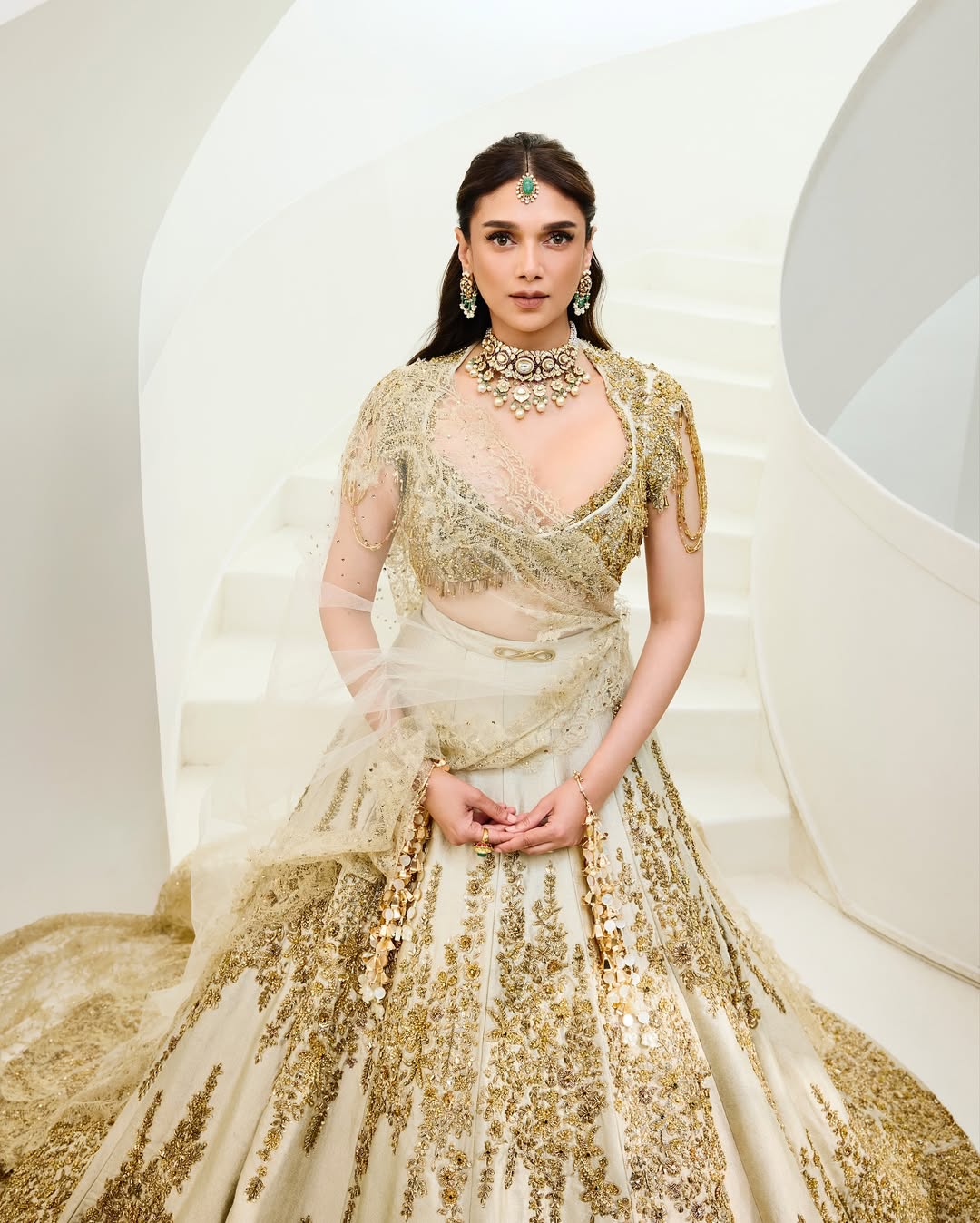 Aditi Rao Hydari Images (Source: Instagram) Aditi Rao Hydari Images (Source: Instagram)