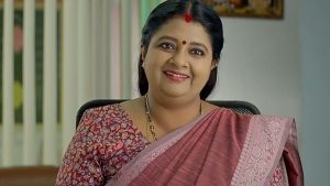 Gundeninda Gudigantalu Prabhavathi : ప్రభావతిలో ఈ టాలెంట్ కూడా ఉందా..? కూతురు, కొడుకుతో కలిసే ఆ పని..