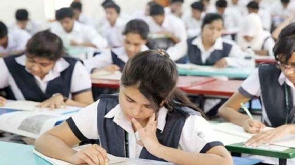 SSC Exam Schedule: ఏపీలో టెన్త్ పరీక్షల షెడ్యూల్ విడుదల.. మార్చి 16 నుంచి ఏప్రిల్ 1 వరకు