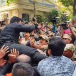 Ayyappa Devotees: పోలీస్ శాఖ ఉత్తర్వులపై అయ్యప్ప స్వాములు ఆగ్రహం.. డీజీపీ ఆఫీస్ ముట్టడికి యత్నం