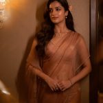 Bhagya Shri borse: మొదలెడదామా అంటున్న భాగ్యశ్రీ!