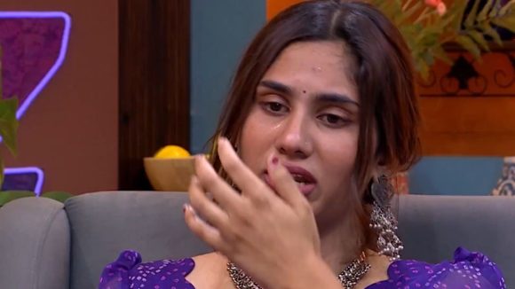 Bigg Boss 9 Telugu : బాండింగ్ దెబ్బేసింది… ఎలిమినేట్ అయ్యాక రియలైజయ్యి ఏం లాభం దివ్య?