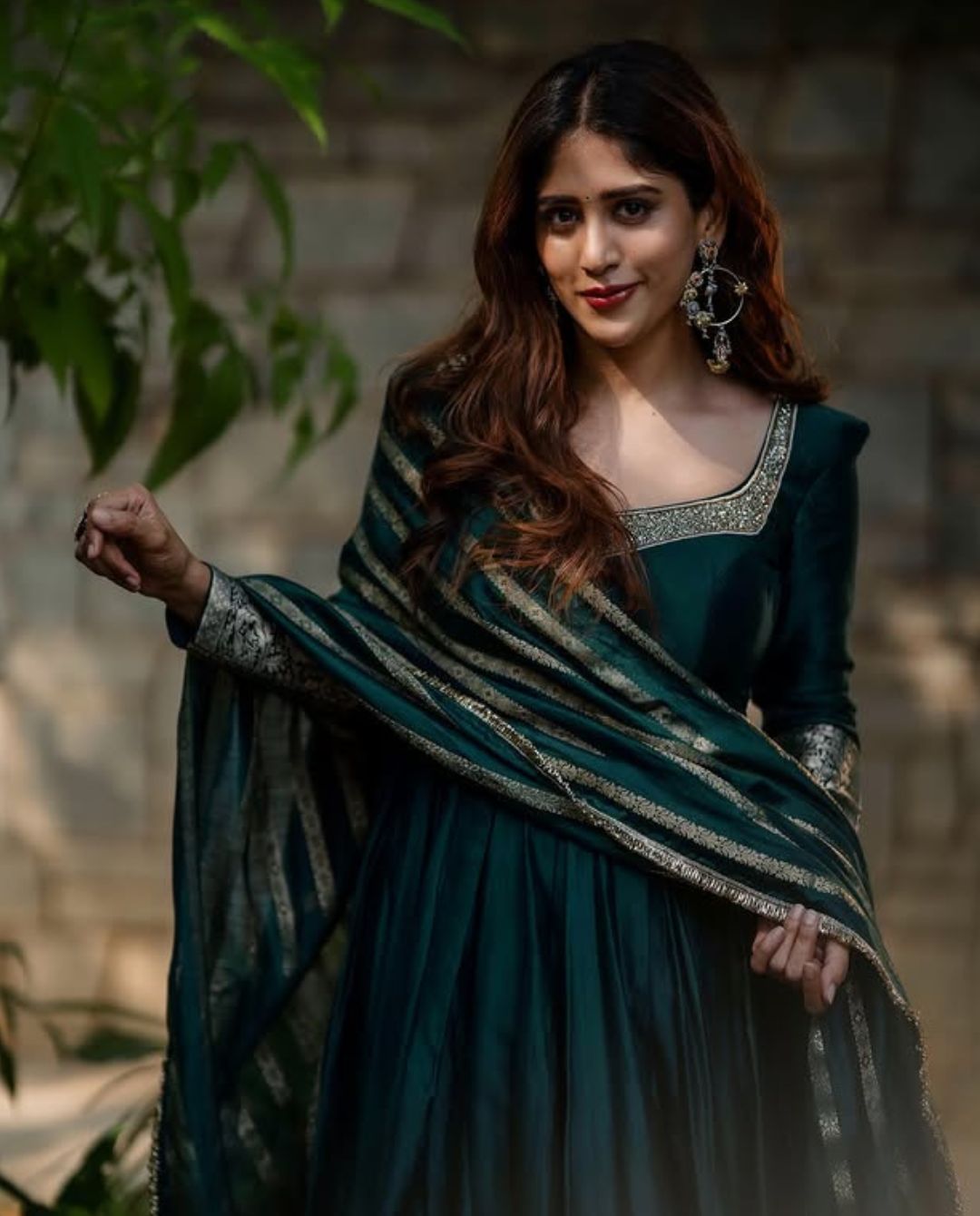 Chandini Chaudary : గ్రీన్ డ్రెస్ లో మనసు దోచేస్తున్న చాందిని.. ఏం అందం మావా..