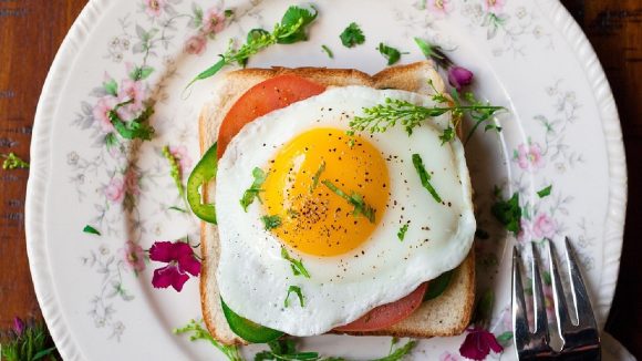 Avoid Foods after Eggs: గుడ్లు తిన్న తర్వాత వీటిని తింటే పొట్టలో అల్లకల్లోలమే