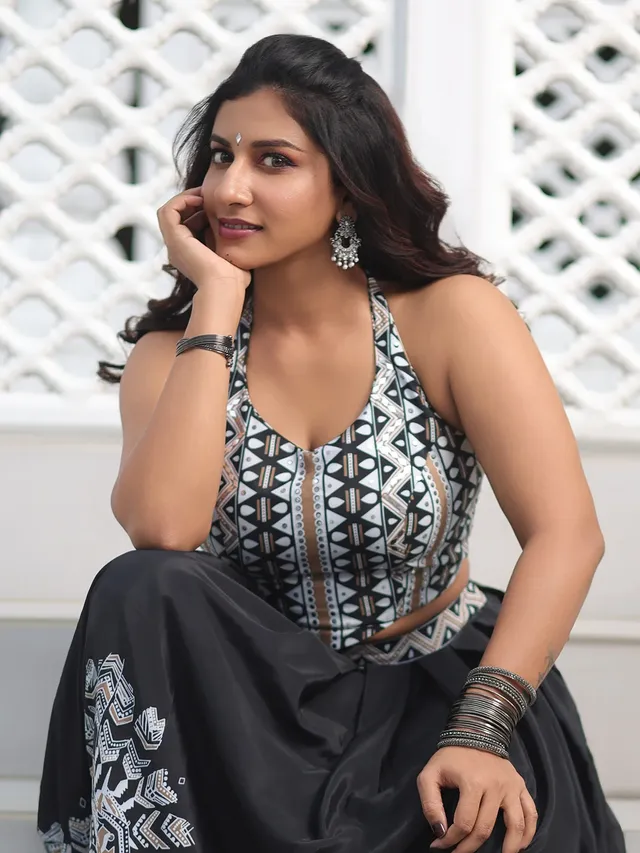 Vishnu Priya photo Gallery