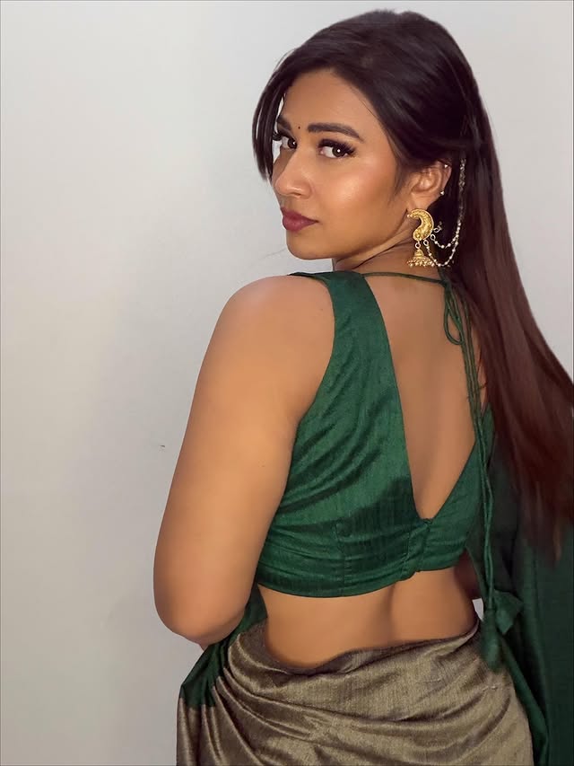 Inaya Sultana Photo Gallery