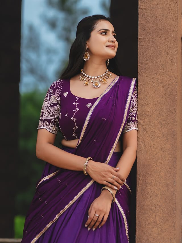 Kavya Shree photo Gallery