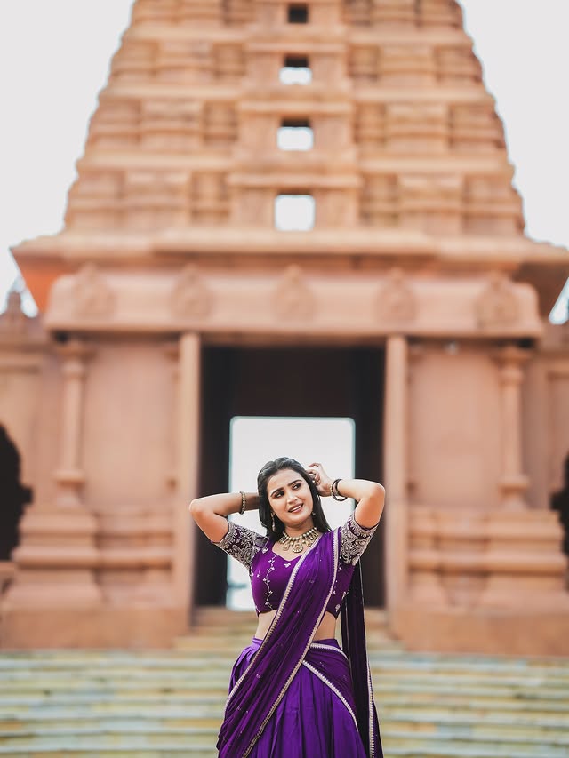 Kavya Shree photo Gallery