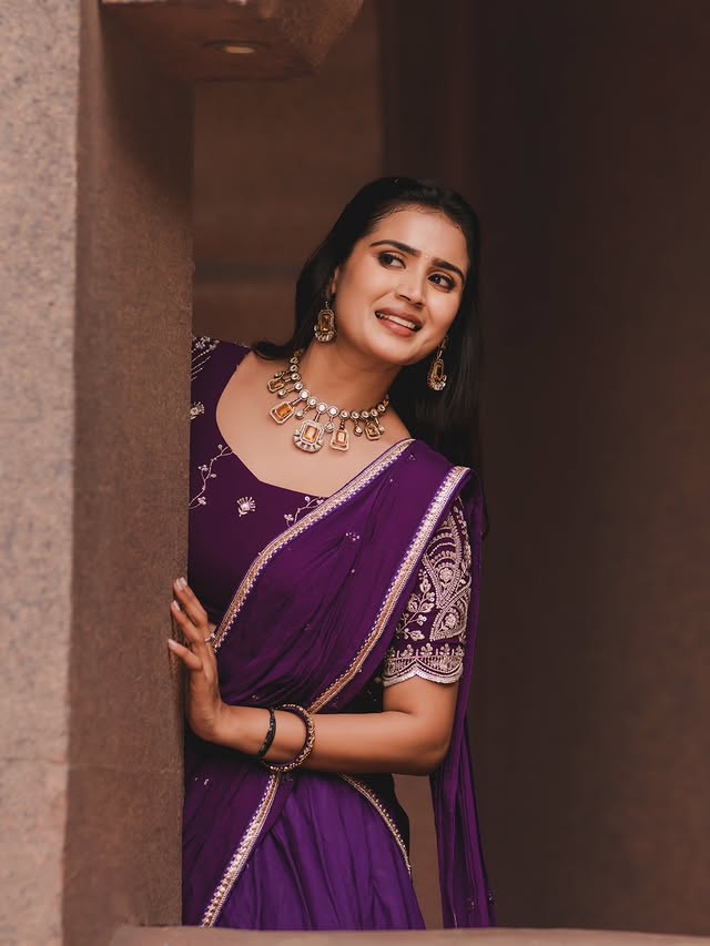 Kavya Shree photo Gallery