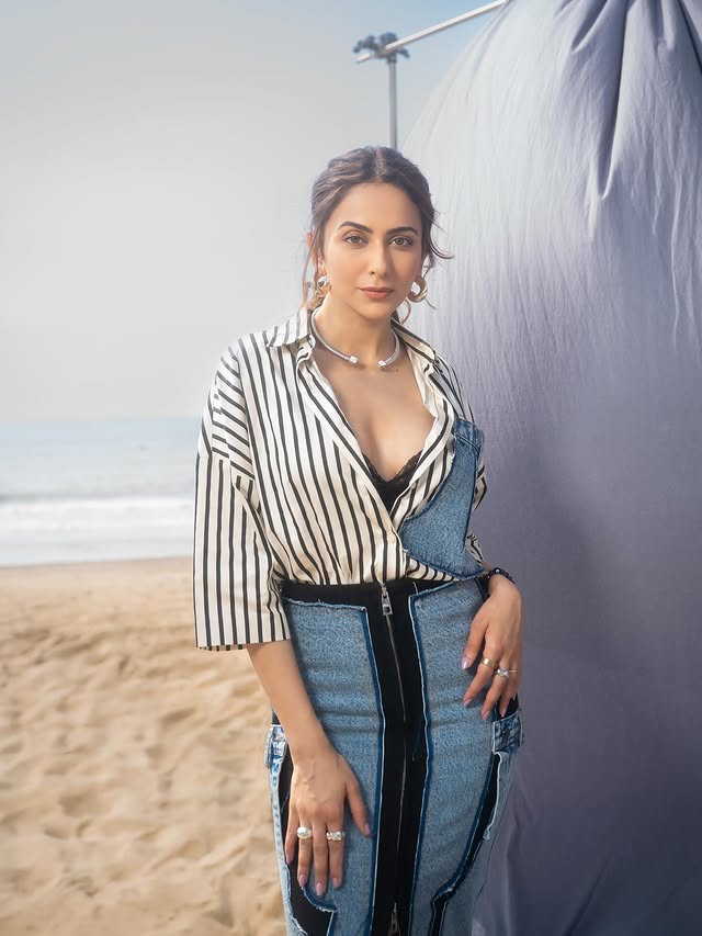 Rakul Preeth Singh (Source /Instagram) Rakul Preeth Singh Photo Gallery