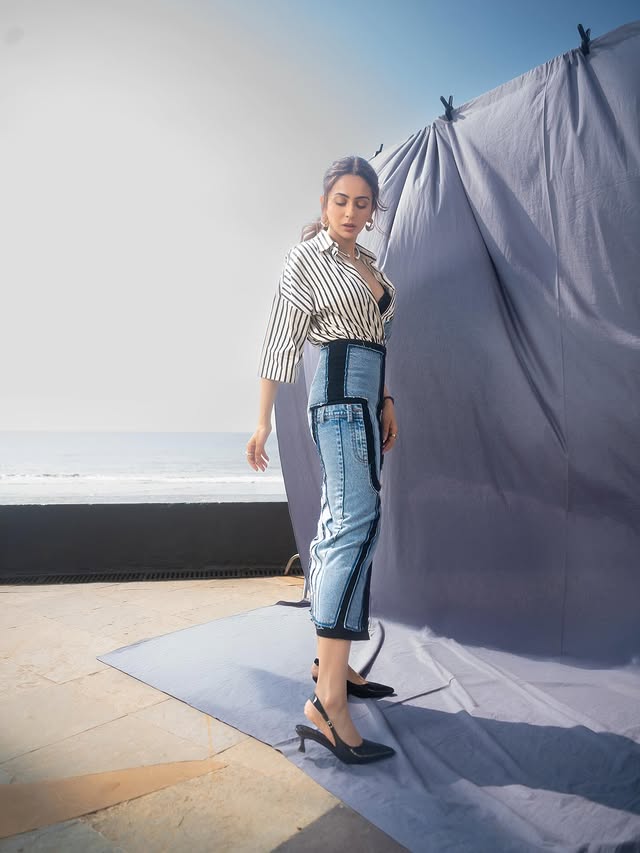 Rakul Preeth Singh (Source /Instagram) Rakul Preeth Singh Photo Gallery