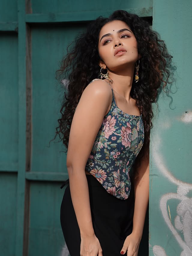 Anupama ParameswRan ( Source/ Instagram) Anupama ParameswRan Photo Gallery