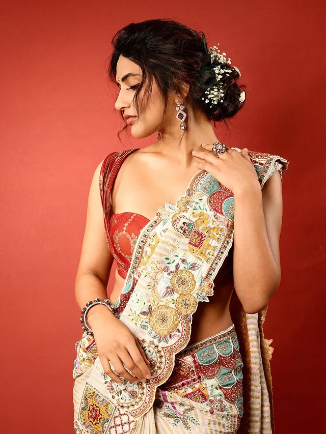 Sreeleela ( Source /Instagram) Sreeleela Photo Gallery