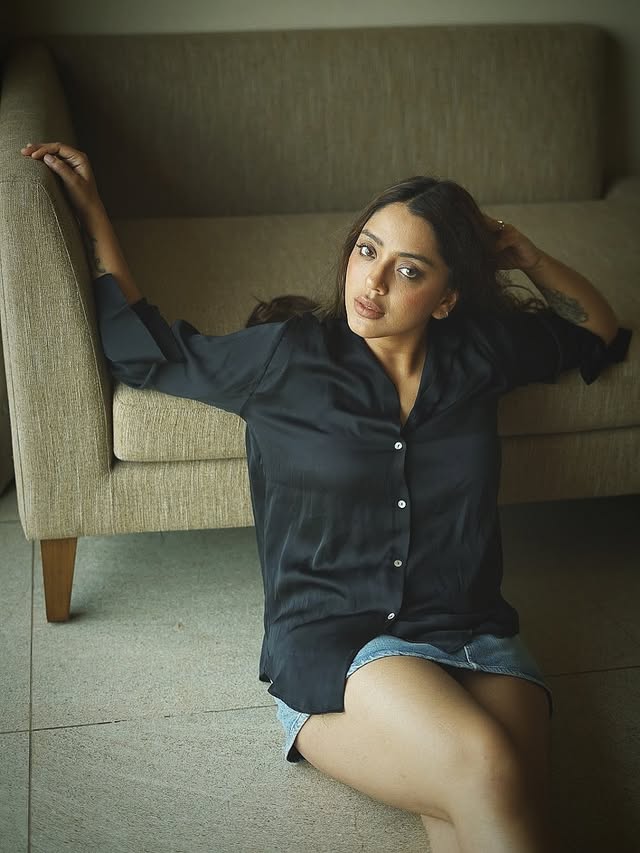 Devayani Sharma photo Gallery