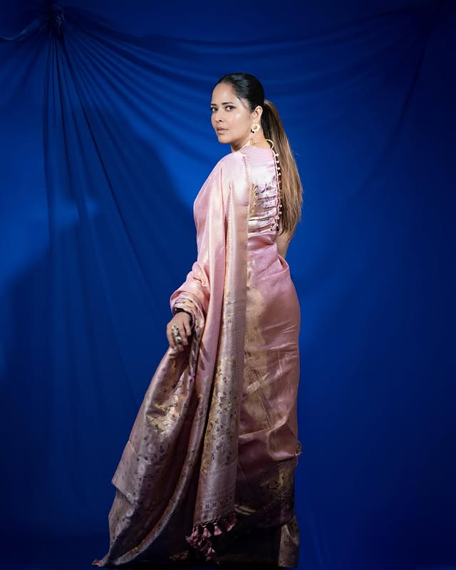 Anasuya Bharadwaj Photo Gallery