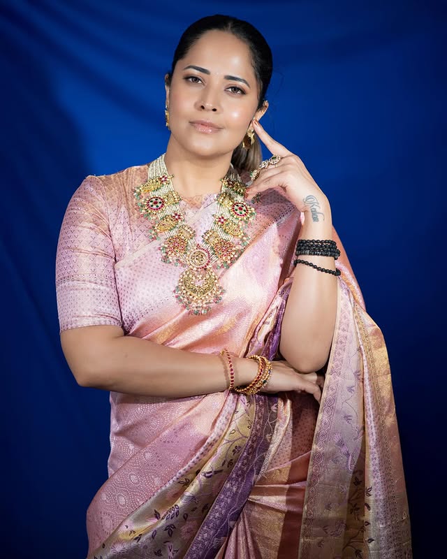 Anasuya Bharadwaj Photo Gallery