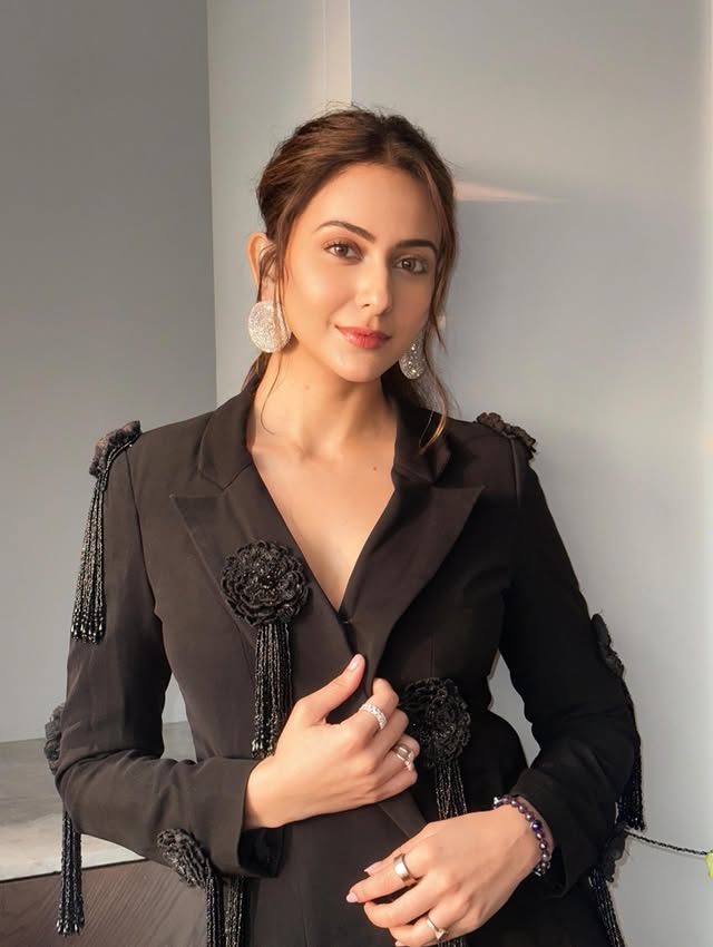 Rakul Preeth Singh Photo Gallery