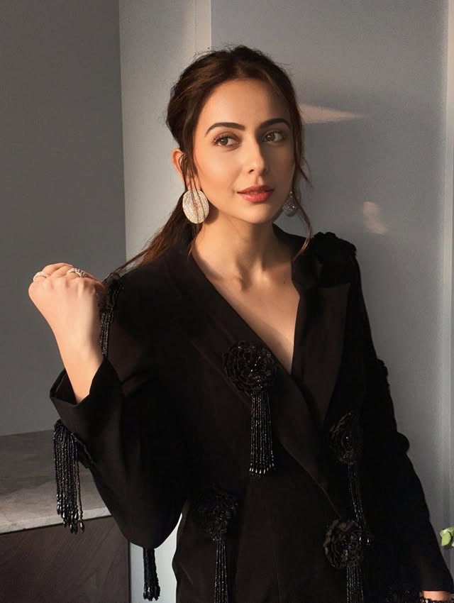 Rakul Preeth Singh Photo Gallery