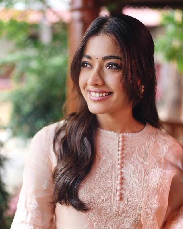 Rashmika Mandanna Photo Gallery