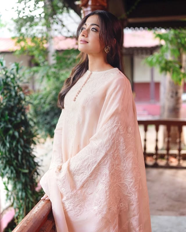 Rashmika Mandanna Photo Gallery