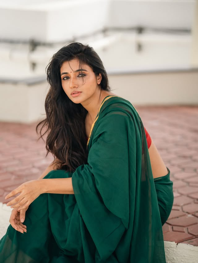 Mirna Menon Photo Gallery