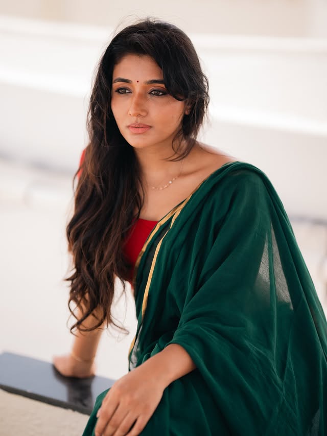 Mirna Menon Photo Gallery