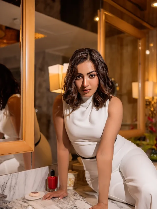 Catherine Tresa photo Gallery