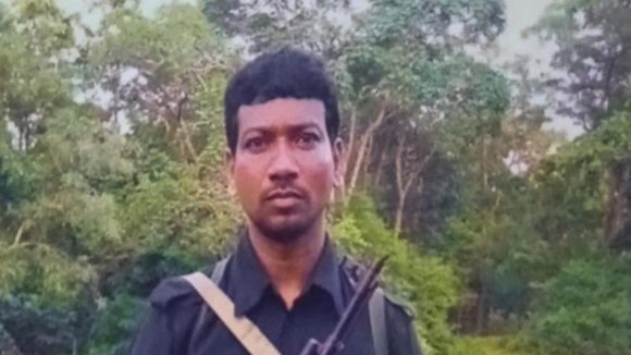 Hidma Encounter: హిడ్మా ఎన్‌కౌంటర్ బూటకమే.. అది ఆదివాసీల అణచివేతే: సీపీఐ (ఎంఎల్) జనశక్తి ఆగ్రహం