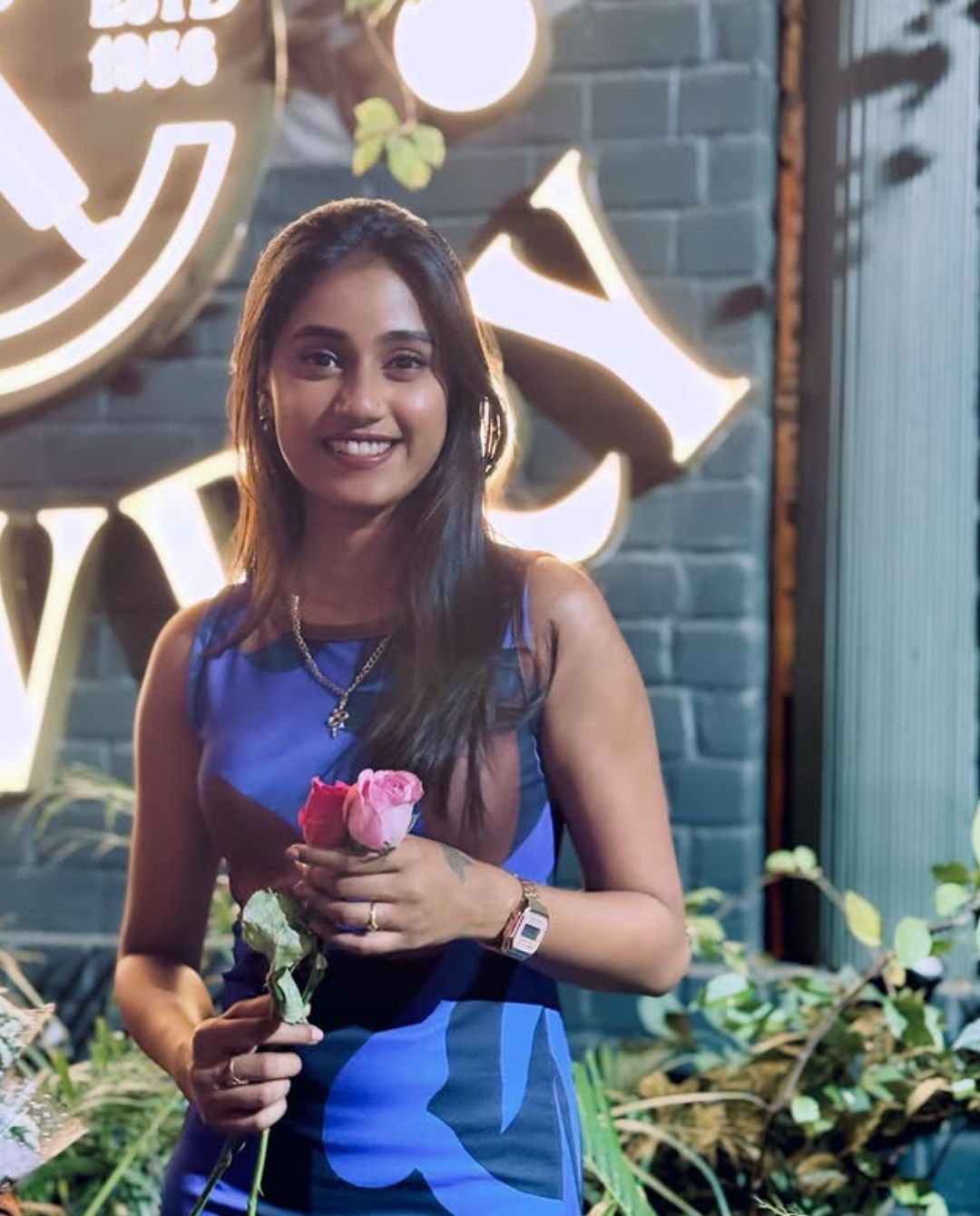 Jyothi Gowda : క్యూట్ స్మైల్ తో కట్టిపడేస్తున్న జ్యోతి.. పిక్స్ అదిరిపోయాయి..