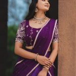 Kavya Shree : పర్ఫుల్ కలర్ లెహంగాలో పరువాల విందు చేస్తున్న కావ్య..