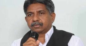Viral Video: కొండపైకి తీసుకెళ్లి.. తాళ్లతో కట్టేసి.. భార్యతో మాట్లాడినందుకు దారుణం!
