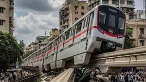 Mumbai Train: మరో రైలు ప్రమాదం.. స్పాట్‌లో ముగ్గురు మృతి, పలువురికి గాయాలు
