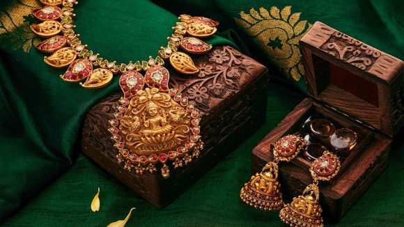 Gold Rate Increased: భారీ షాక్ ఇచ్చిన బంగారం ధరలు.. నేడు ఒక్క రోజే ఎంత పెరిగిందంటే..?