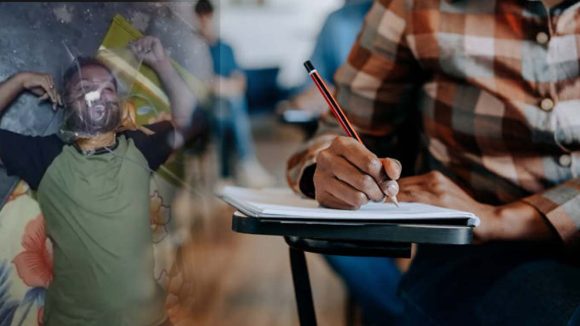 Crime News: దారుణం.. పరీక్షల్లో ఫెయిలయ్యానని హీలియం గ్యాస్ పీల్చి వ్యక్తి ఆత్మహత్య..