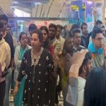 Hyderabad: శంషాబాద్‌‌లో విమానాల రాకపోకలు ఆలస్యం.. 200 మంది ప్రయాణికులు రాత్రంతా పడిగాపులు