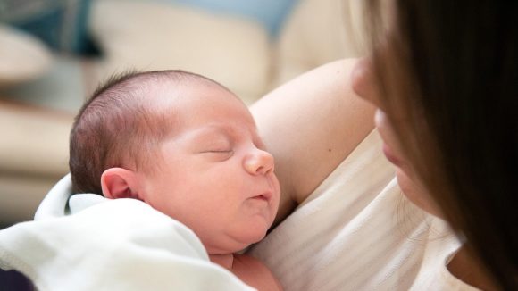 Nursing mothers Foods: బాలింతలకు పాలు బాగా పడాలంటే వీటిని తింటే చాలు