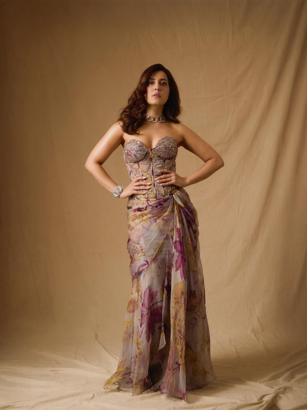 Raashi Khanna Images(Source: Instagram)