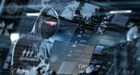 Cyber Fraud: మహిళా డాక్టర్ ఫోన్ హ్యాక్.. ఏకంగా రూ.6 లక్షలు దోచేసిన సైబర్ నేరగాళ్లు