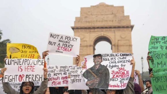 Delhi News: ఢిల్లీలో ఉద్రిక్తత.. హిడ్మాకు మద్దతుగా నిరసనలు