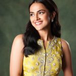 Shraddha Srinath: క్యూట్ స్మైల్ తో కట్టిపడేస్తున్న శ్రద్దా.. సూపర్ మావా…