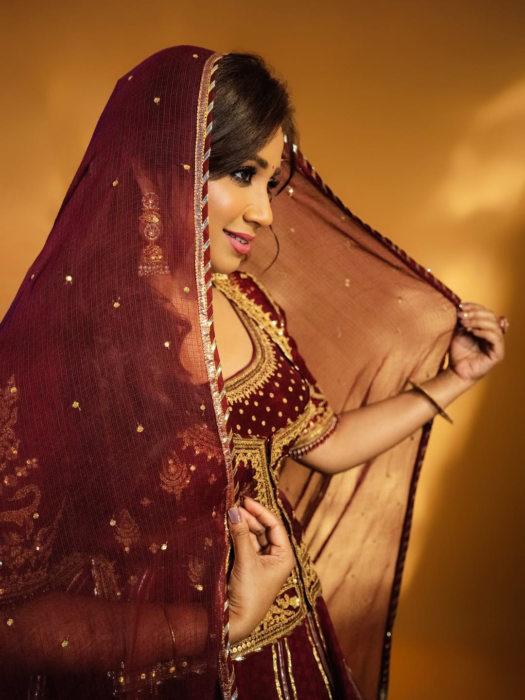Shreya Goshal Images (Source: Instagram)