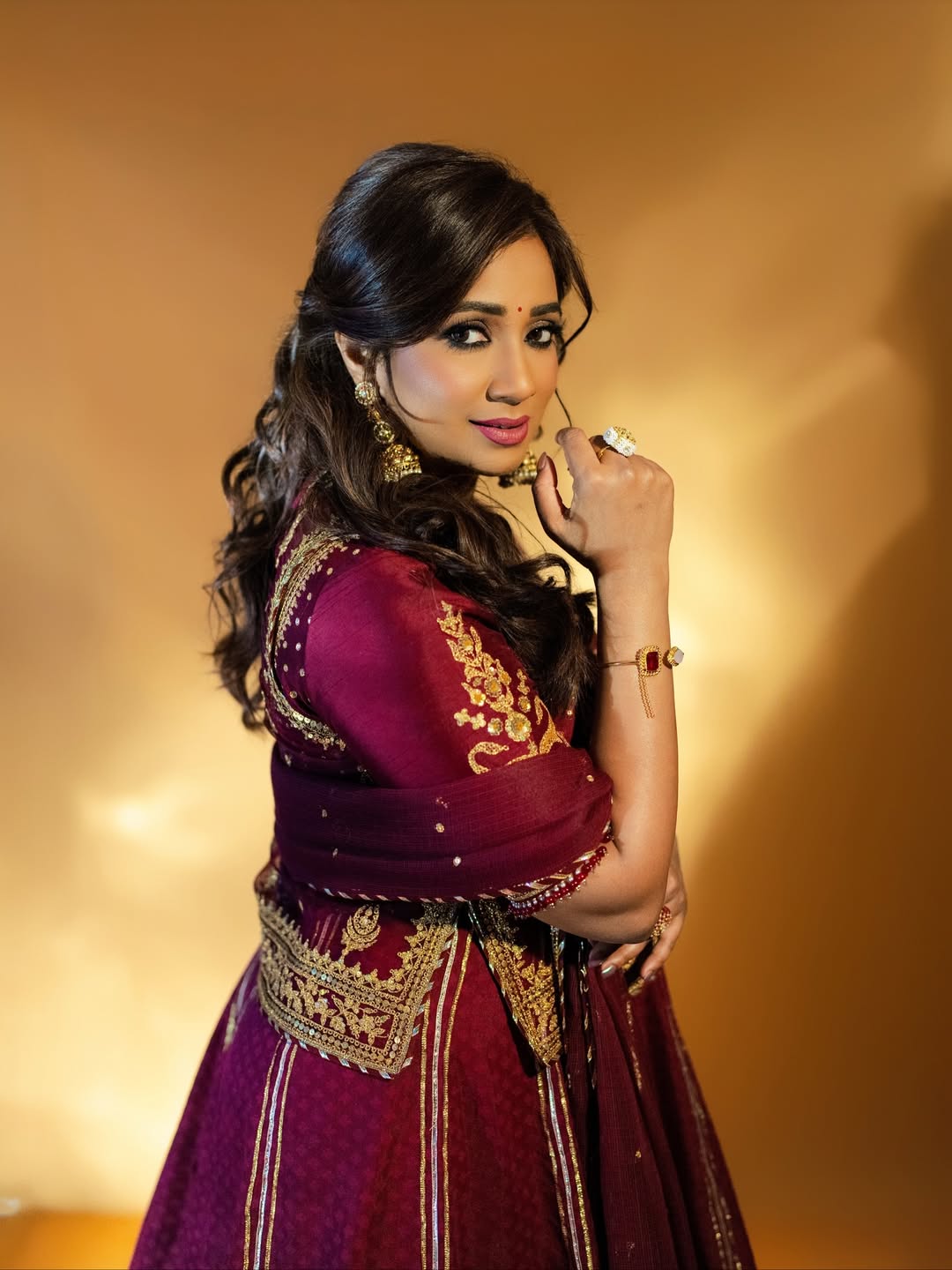 Shreya Goshal Images (Source: Instagram)