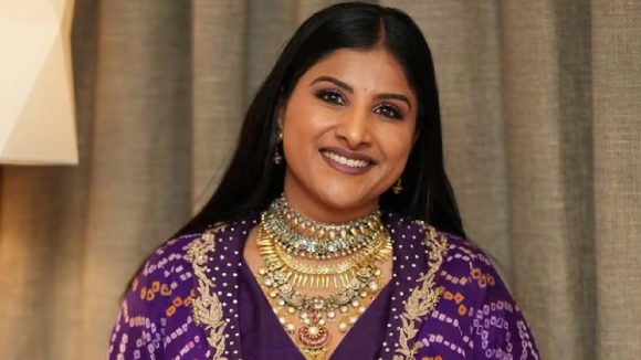 Singer Mangli: పోలీసులను ఆశ్రయించిన మంగ్లీ.. వారిపై ఫిర్యాదు