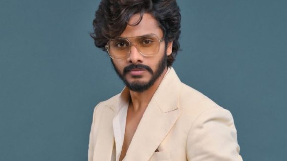 Teja Sajja: తేజా సజ్జా లైనప్ అదిరింది.. ఒకేసారి రెండు సీక్వెల్స్.. జై హనుమాన్ లేనట్లే..?