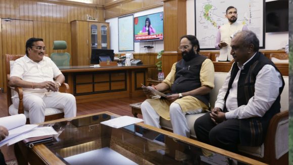 Utham Kumar Reddy: పాలమూరుకు వెంటనే 45 టీఎంసీలు కేటాయించండి.. కేంద్ర మంత్రికి మంత్రి ఉత్తమ్ వినతి
