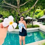 Yashaswini : సిమ్మింగ్ పూల్ దగ్గర యశస్విని స్టిల్స్.. గ్లామర్ డోస్ ఎక్కువైంది పాప..