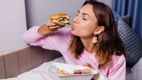Food: సరిగ్గా వండకపోతే ప్రాణాలకే ముప్పు తెచ్చే.. 7 కామన్ ఫుడ్స్