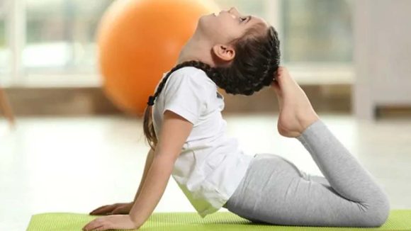 Yoga Poses: డైలీ మార్నింగ్ ఈ ఆసనాలు చేస్తే.. రోజంతా ఉత్సాహంగా ఉంటారు తెలుసా ?