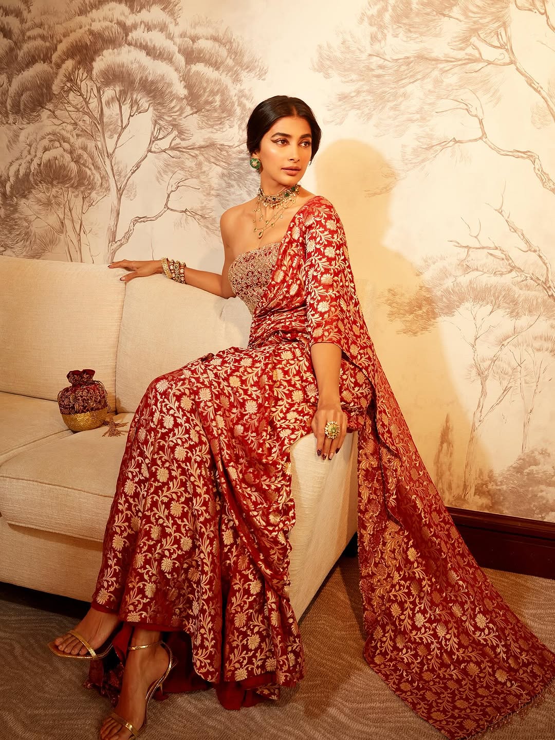 Actress Pooja Hegde photo gallery