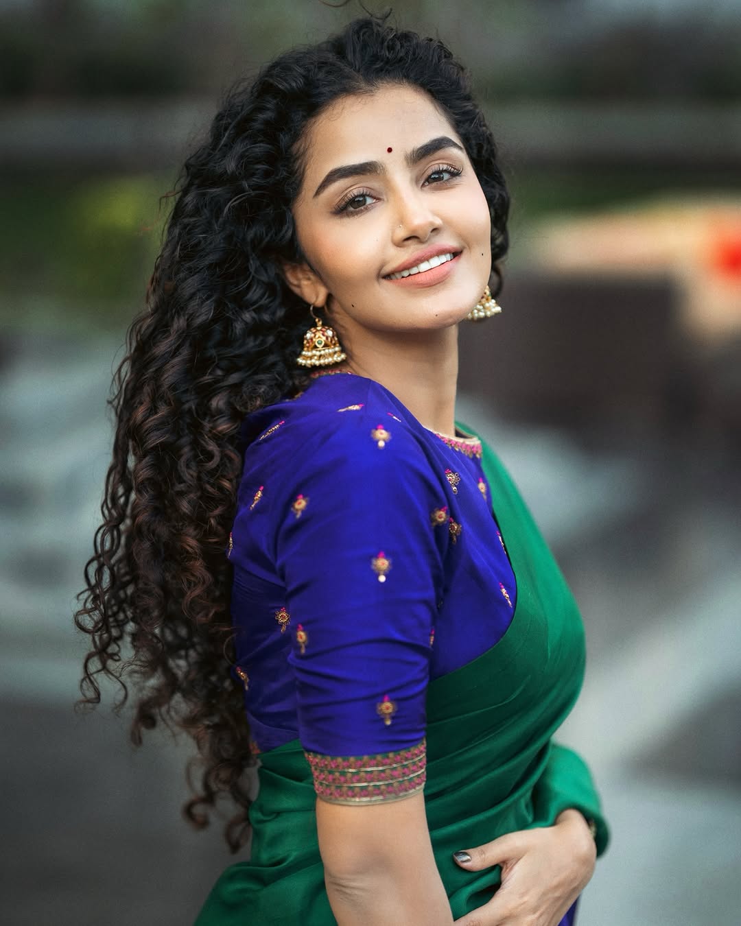 Anupama parameswaran (Source: Instragram) Actress Anupama parameswaran Photo Gallery